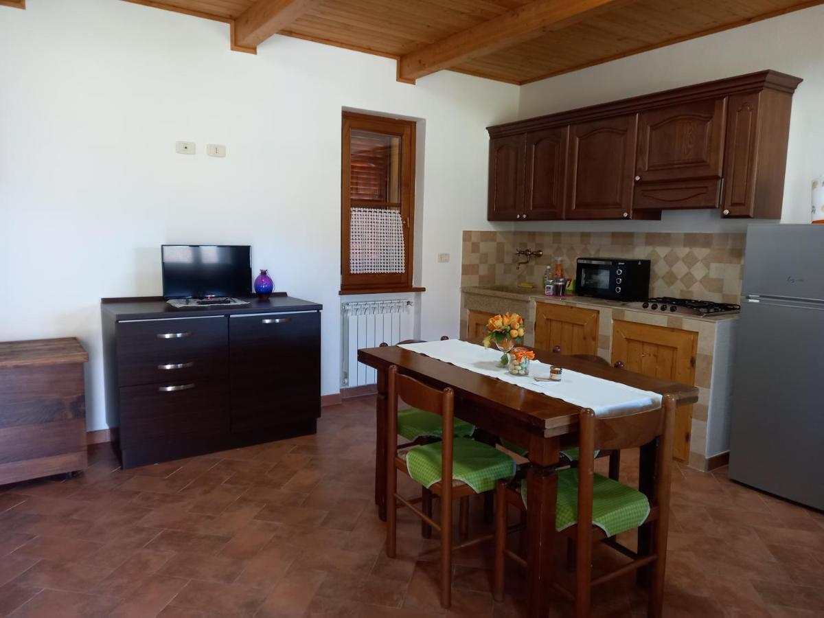 Casa Vacanze La Venarella Sorano  Room photo